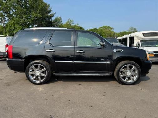 2012 Cadillac Escalade Luxury