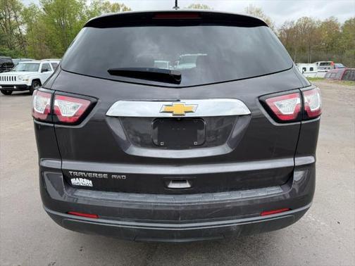 2017 Chevrolet Traverse LS