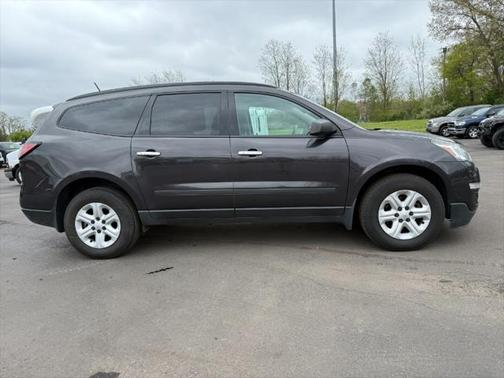 2017 Chevrolet Traverse LS