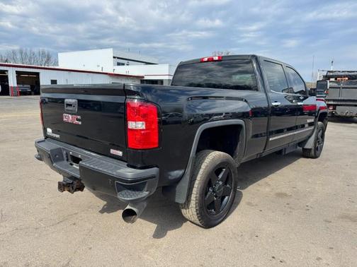 Onyx Black 2016 GMC Sierra 2500 SLT