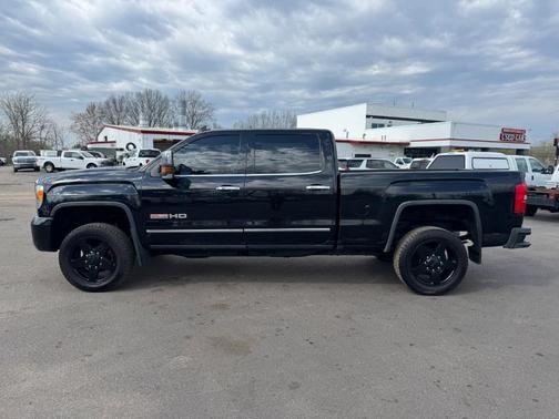 Onyx Black 2016 GMC Sierra 2500 SLT
