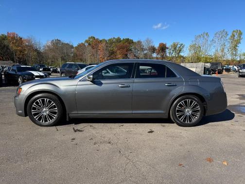 2012 Chrysler 300 S