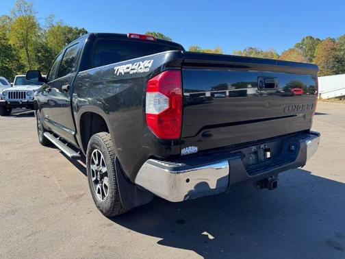 2014 Toyota Tundra SR5