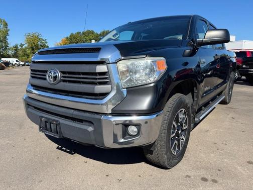 2014 Toyota Tundra SR5