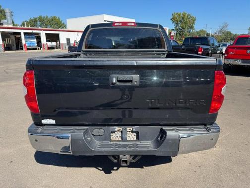 2014 Toyota Tundra SR5