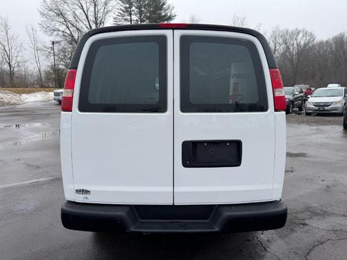 2016 Chevrolet Express 2500 1WT