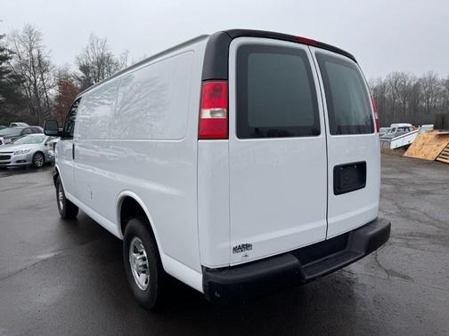 2016 Chevrolet Express 2500 1WT