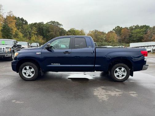 2011 Toyota Tundra Grade