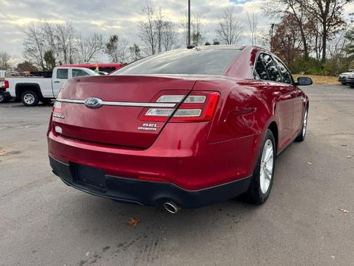2014 Ford Taurus SEL