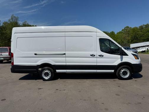 Oxford White 2020 Ford Transit-250 Base