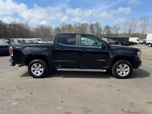 Onyx Black 2018 GMC Canyon SLE