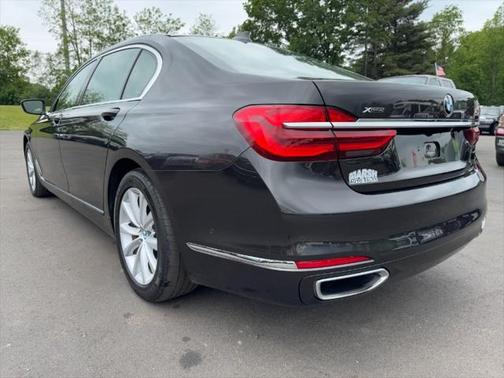 2017 BMW 750 i xDrive