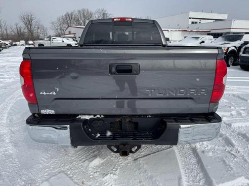 2016 Toyota Tundra SR5