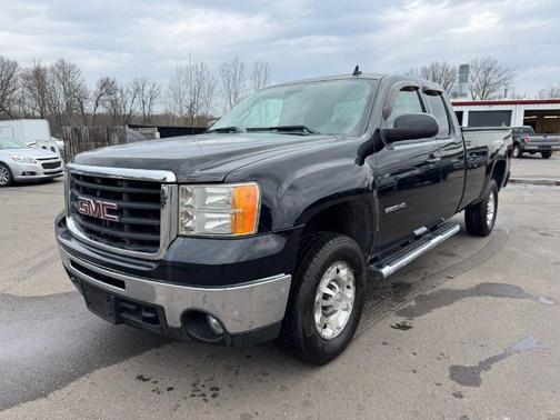 Black 2010 GMC Sierra 2500 SLT