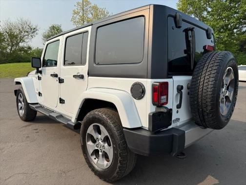 2017 Jeep Wrangler Unlimited Sahara