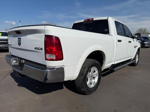 2017 RAM 1500 SLT
