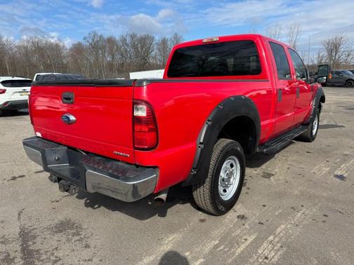 Red 2015 Ford F-250 XLT