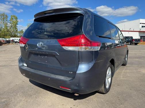 2014 Toyota Sienna LE