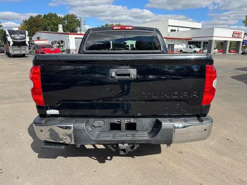 2016 Toyota Tundra SR5