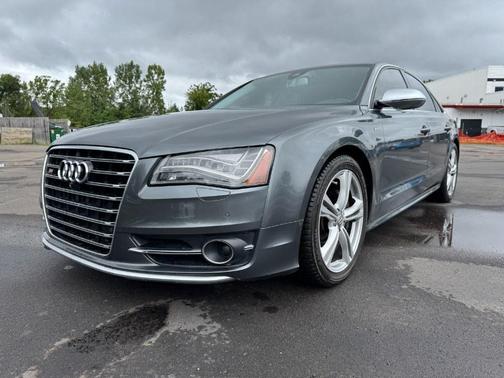 2013 Audi S8 4.0T