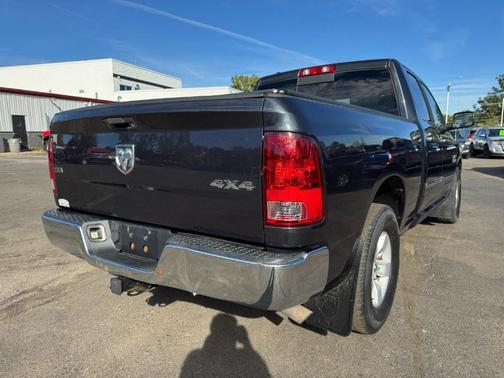 2016 RAM 1500 SLT