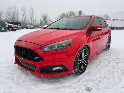 2017 Ford Focus ST 