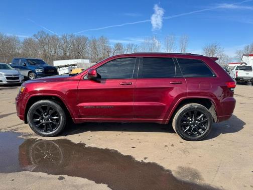 2017 Jeep Grand Cherokee Altitude