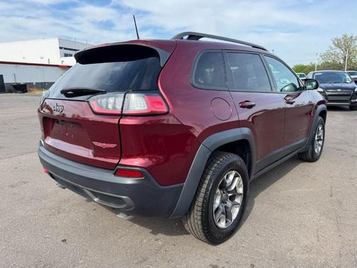 Velvet Red Pearlcoat 2019 Jeep Cherokee Trailhawk