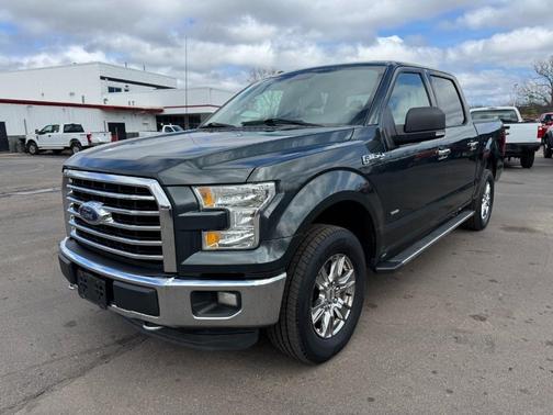 Gray 2015 Ford F-150 XLT