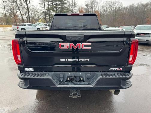 2022 GMC Sierra 2500 AT4