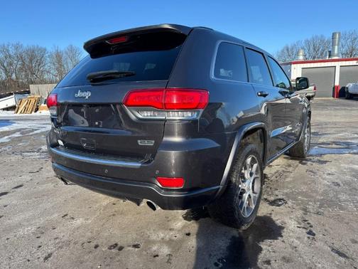 2018 Jeep Grand Cherokee Sterling Edition