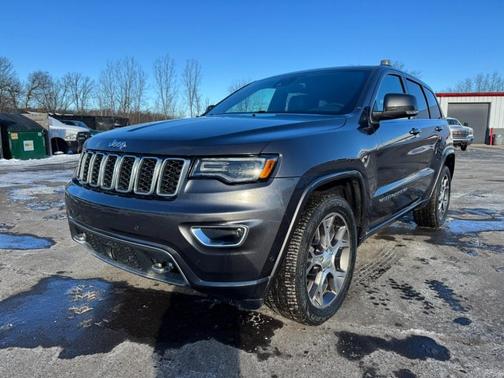 2018 Jeep Grand Cherokee Sterling Edition
