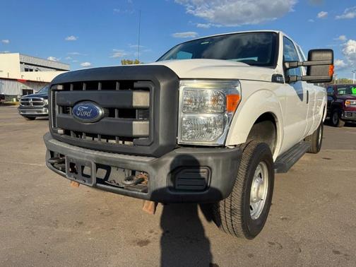 2013 Ford F-250 4WD SuperCab 158' XL