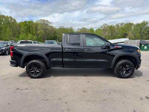 Black 2019 Chevrolet Silverado 1500 Custom Trail Boss