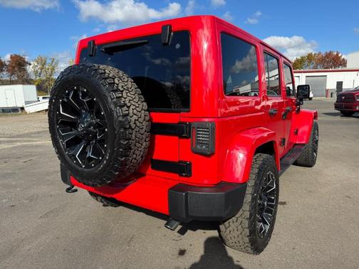 2016 Jeep Wrangler Unlimited Sahara