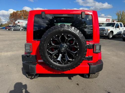 2016 Jeep Wrangler Unlimited Sahara