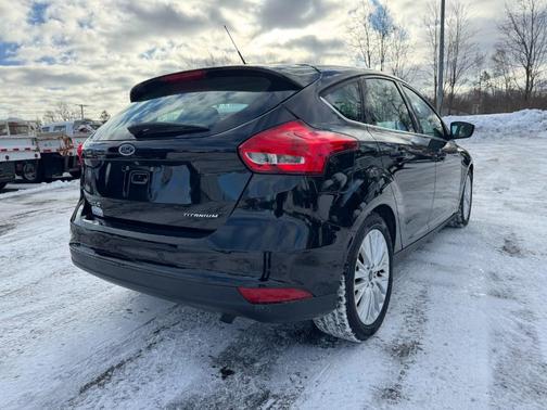 2017 Ford Focus Titanium