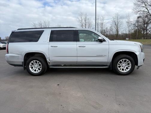 2016 GMC Yukon XL SLE