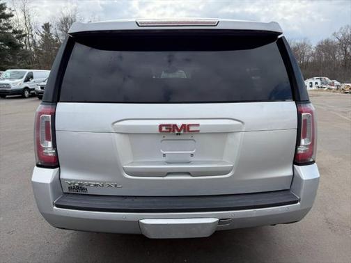 2016 GMC Yukon XL SLE