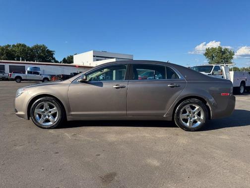 2011 Chevrolet Malibu LS