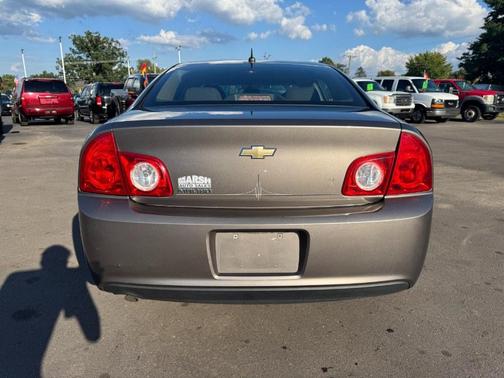 2011 Chevrolet Malibu LS