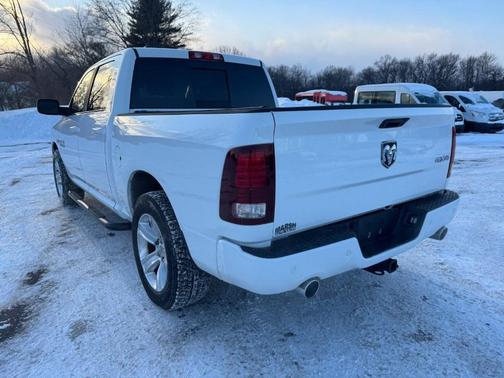 2016 RAM 1500 Sport