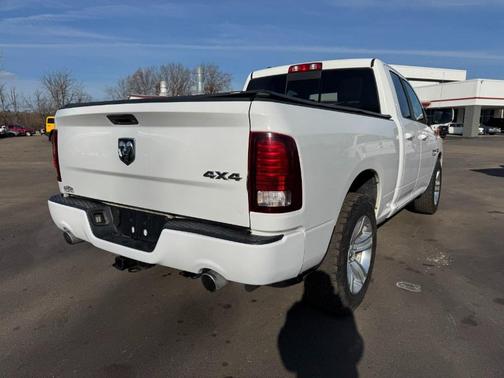 2016 RAM 1500 Sport