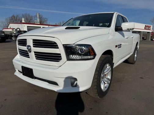 2016 RAM 1500 Sport