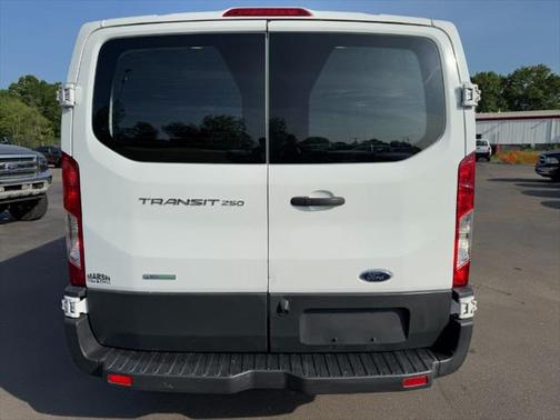2017 Ford Transit-250 Base