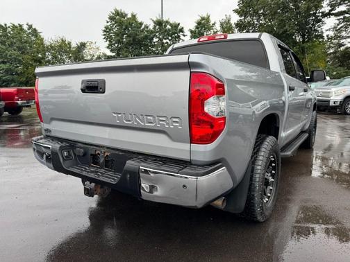 2015 Toyota Tundra SR5