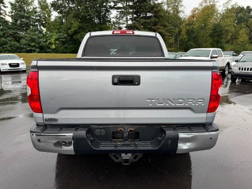 2015 Toyota Tundra SR5