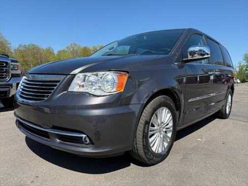 2016 Chrysler Town & Country Limited