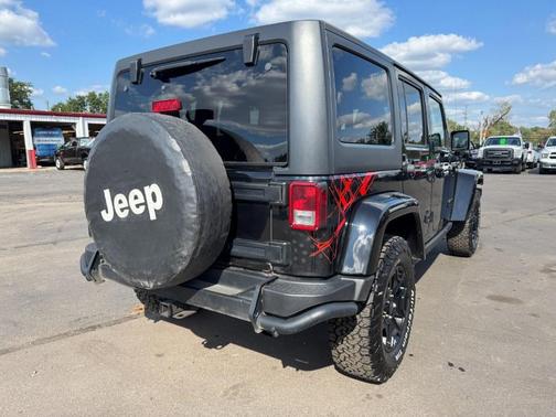 2016 Jeep Wrangler Unlimited Sahara