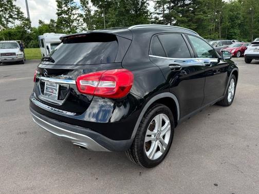 Black 2016 Mercedes-Benz GLA-Class 4MATIC